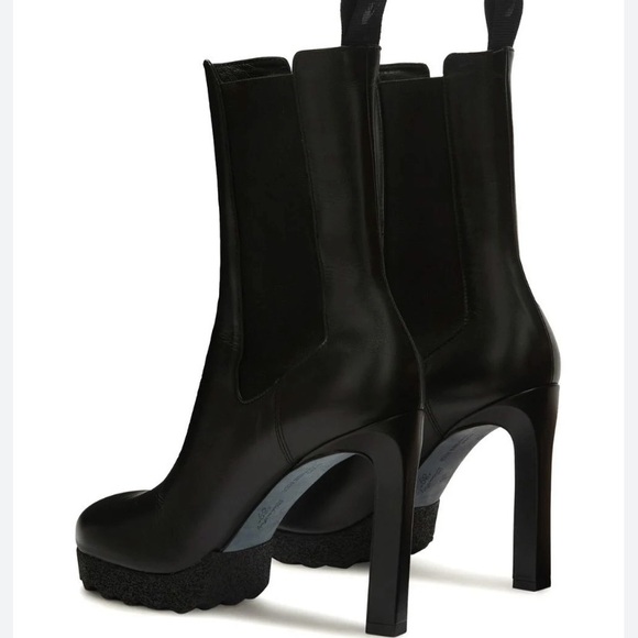 Off-White leather heeled boots - Picture 1 of 9